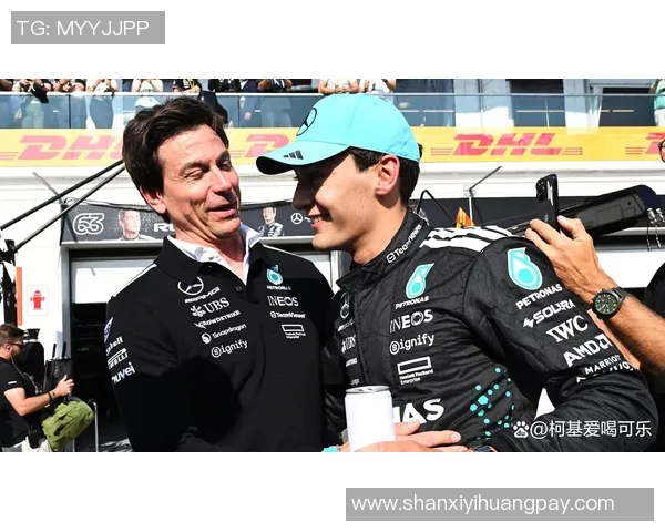 博维斯塔与查维斯激战正酣谁能在这场对决中笑到最后 博维斯塔与查维斯激战正酣谁能在这场对决中笑到最后