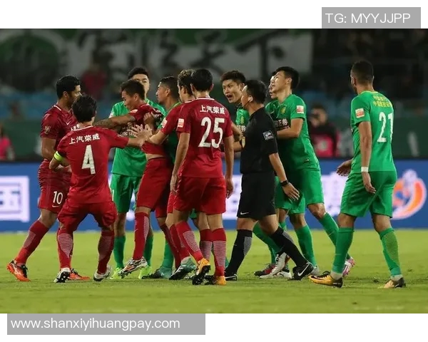 国安与上港点球大战激战正酣谁能笑到最后夺得荣誉桂冠