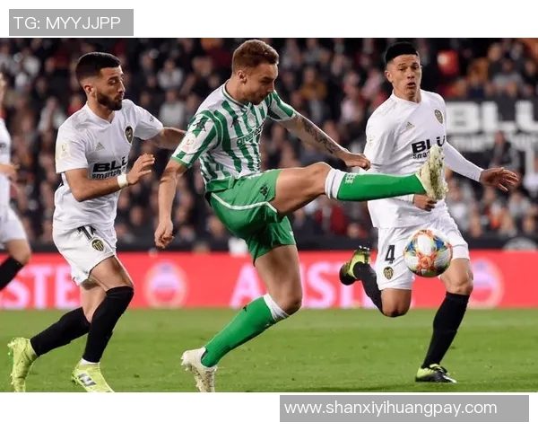 西甲焦点战埃尔切主场迎战巴伦西亚期待精彩对决 西甲焦点战埃尔切主场迎战巴伦西亚期待精彩对决