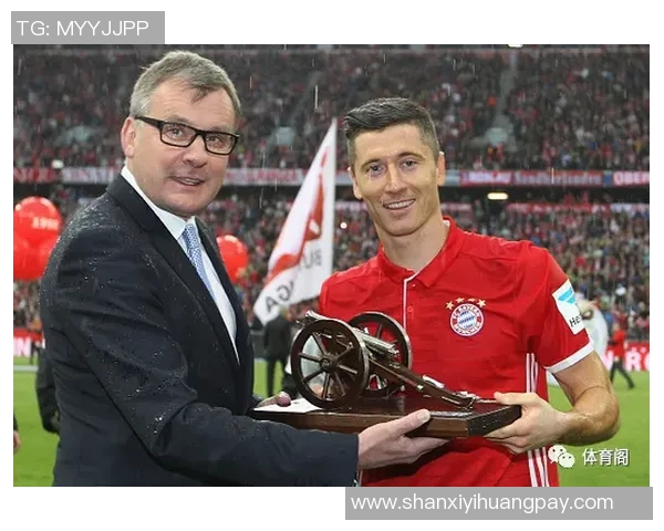 莱万再创辉煌领衔球队征战新赛季助力夺冠梦想再起航 莱万再创辉煌领衔球队征战新赛季助力夺冠梦想再起航