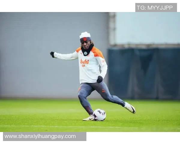 曼联与曼城巅峰对决北京2016年激情赛场回顾与分析 曼联与曼城巅峰对决北京2016年激情赛场回顾与分析